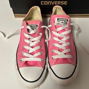Converse pink with Box